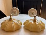 Set 2 vintage wandlampen melkglas geel glas glazen lamp kap, Ophalen of Verzenden, Zo goed als nieuw, Glas