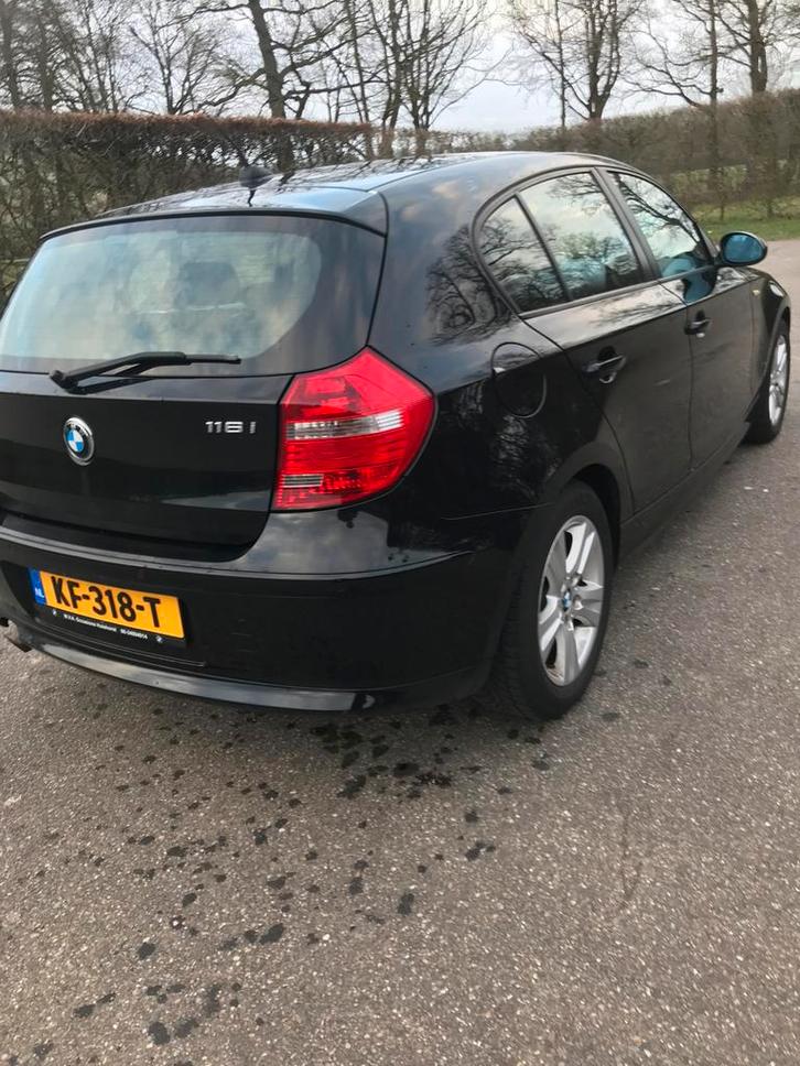 BMW 1-Serie 1.6 116I 5DR 2008 Zwart, Auto's, BMW, Particulier, 1-Serie, Benzine, B, Hatchback, Handgeschakeld, Geïmporteerd, Zwart