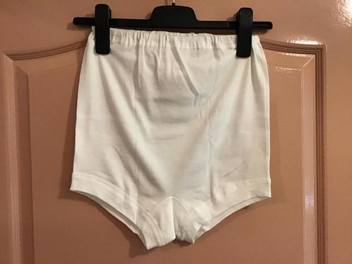 7 splinternieuwe dames onderbroeken voor senioren, Kleding | Dames, Ondergoed en Lingerie, Ophalen of Verzenden