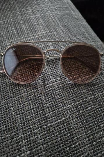 Ray-Ban RB3647N Round Double Bridge Zonnebril beschikbaar voor biedingen