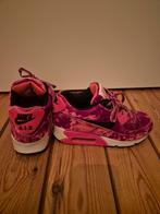 Nike Air Max 90 Red Velvet 35,5 Limited Edition, Nike, Ophalen of Verzenden, Rood, Sneakers of Gympen