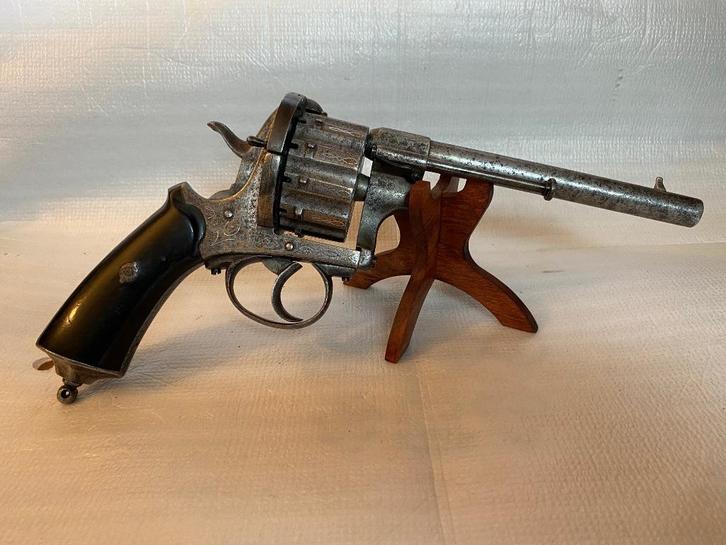 12-schots Penvuur Revolver 9mm, Antiek en Kunst, Antiek | Overige Antiek, Ophalen of Verzenden