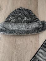 Guess Sjaal & Muts Set - Nieuw - Maat M, Ophalen of Verzenden, Nieuw