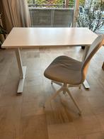 IKEA Zit-Sta Bureau + Burostoel, Huis en Inrichting, Bureaus, Ophalen, In hoogte verstelbaar, Zo goed als nieuw, Stabureau