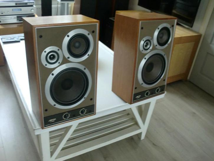 Jamo J 103 Onderhoud gehad speeld weer als nieuw ! Drie weg!, Audio, Tv en Foto, Luidsprekers, Refurbished, Front, Rear of Stereo speakers