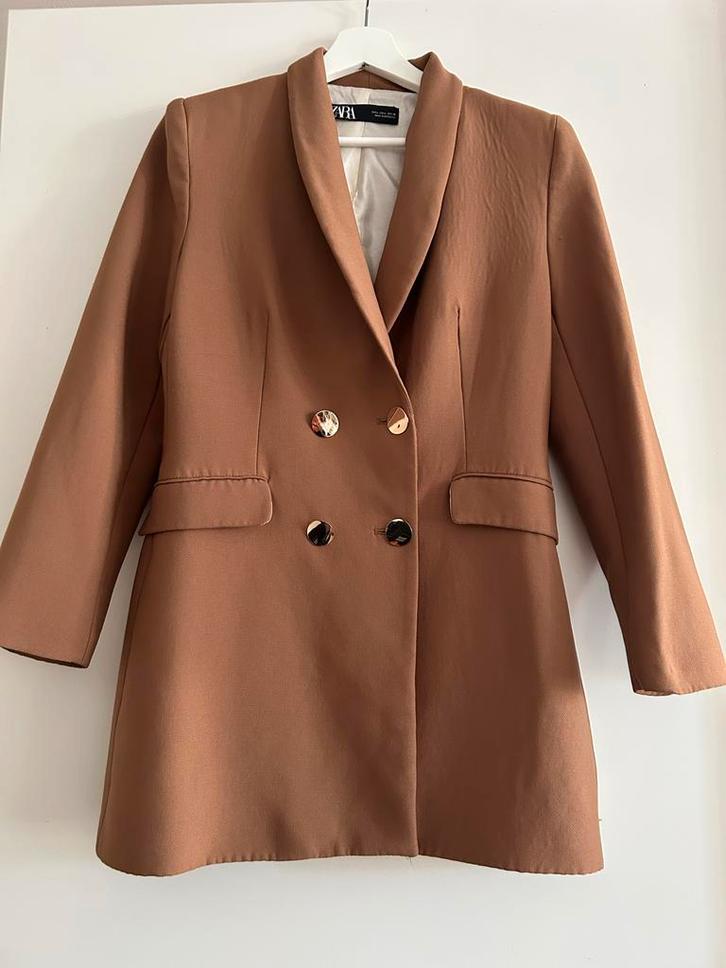 Zara Blazer Camel - Maat L, Kleding | Dames, Jasjes, Kostuums en Pakken, Zo goed als nieuw, Jasje, Maat 42/44 (L), Bruin, Ophalen of Verzenden
