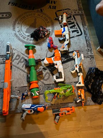 Nerfs samen of los te koop beschikbaar voor biedingen