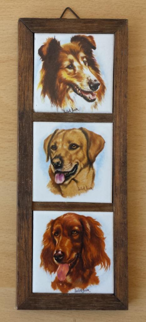3 Tegeltjes van Honden in Lijst - Derick Boum - jaren 70, Huis en Inrichting, Woonaccessoires | Wanddecoraties, Gebruikt, Ophalen of Verzenden