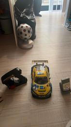 Afstand bestuurbare auto, Hobby en Vrije tijd, Modelbouw | Radiografisch | Auto's, Ophalen of Verzenden, Zo goed als nieuw
