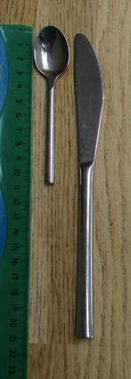 1x Trento 18/10 theelepeltje 10,9cm 1x mes 21cm ronde steel, Ophalen of Verzenden, Rvs of Chroom, Los bestek