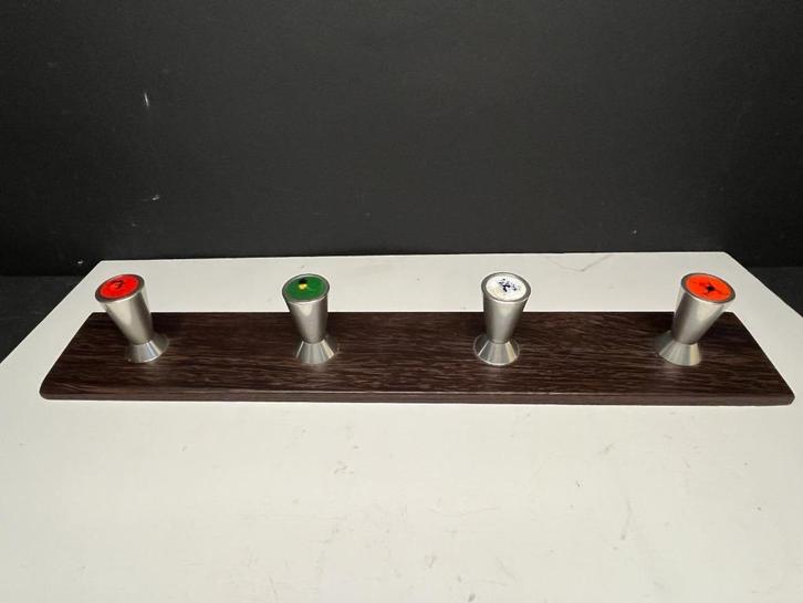 93) Retro kapstok van Post en Eger., Huis en Inrichting, Woonaccessoires | Kapstokken, Gebruikt, Wandkapstok, Minder dan 100 cm