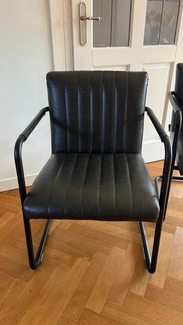 Dutchbone Stitched eetkamerstoel donkergrijs 2x beschikbaar voor biedingen