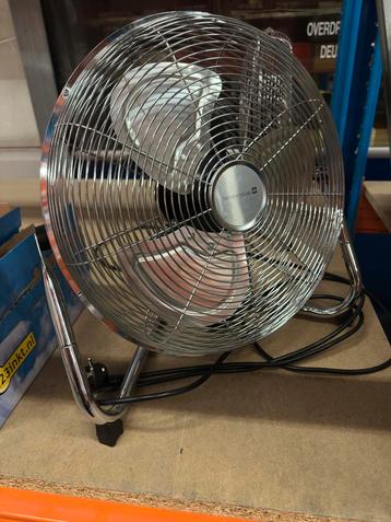 Vloerventilator - Tarrington House beschikbaar voor biedingen