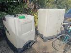 Twee watertonnen 800 en 1000 liter, Ophalen, Kunststof, Met kraantje, 150 liter of meer