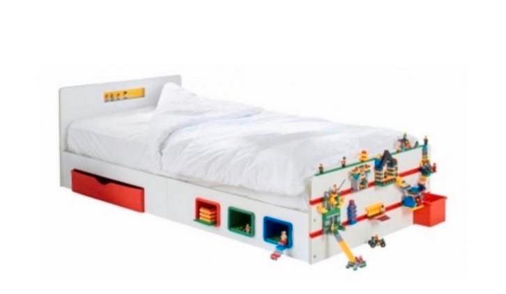 LEGO Bed ZGAN Inclusief Matras, Kinderen en Baby's, Kinderkamer | Bedden, Zo goed als nieuw, 180 cm of meer, 70 tot 85 cm, Matras