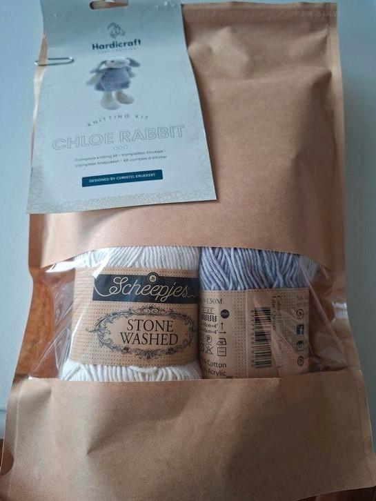 Hardicraft Chloe Rabit breipakket, Hobby en Vrije tijd, Breien en Haken, Zo goed als nieuw, Haken, Patroon of Boek, Ophalen of Verzenden