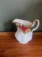 Royal Albert Old Country Roses melkkan groot, Antiek en Kunst, Ophalen of Verzenden