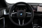 BMW X2 sDrive20i M Sport Automaat / Panoramadak / Trekhaak /, Auto's, BMW, X2, Zwart, 156 pk, 1545 kg