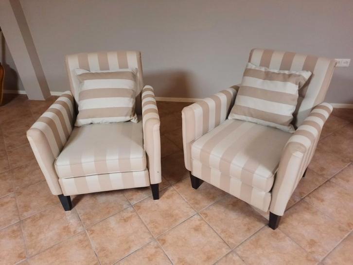 Diverse stoelen en banken, Huis en Inrichting, Fauteuils, Gebruikt, Ophalen