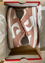 Nike Dunk Low Roze, Kleding | Dames, Schoenen, Nike, Nieuw, Ophalen of Verzenden, Sneakers of Gympen