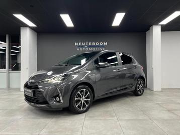Toyota Yaris 1.5 Hybrid Dynamic | Carplay | Camera | Cruise| beschikbaar voor biedingen
