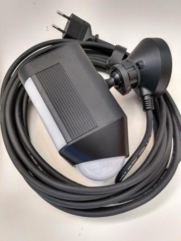 Ring Spotlight Cam Wired beschikbaar voor biedingen