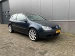 Volkswagen Golf 1.6 FSI Trendline Automaat, Nieuw Apk,, Gebruikt, 4 cilinders, Blauw, 116 pk
