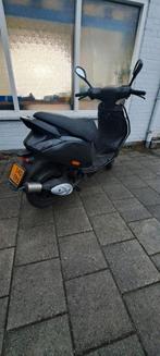 Zip 70cc, Fietsen en Brommers, Scooters | Piaggio, Ophalen, Tweetakt, Gebruikt, Maximaal 45 km/u