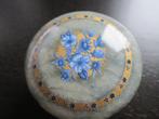 mooi grijs/blauw potje met bloem, Ophalen of Verzenden, Zo goed als nieuw