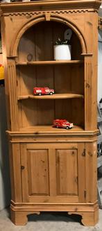 Antieke grenen hoekkast, Huis en Inrichting, Ophalen of Verzenden, Zo goed als nieuw, 50 tot 75 cm