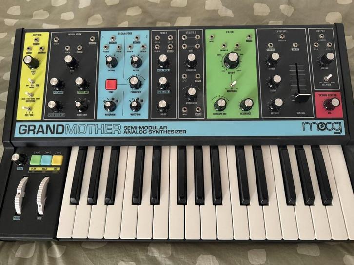 Meerdere Synthesizers te koop, Muziek en Instrumenten, Synthesizers, Gebruikt, Overige aantallen, Overige merken, Ophalen