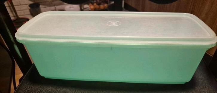 Tupperware trommel mintgroen met versrooster, Huis en Inrichting, Keuken | Tupperware, Zo goed als nieuw, Bus of Trommel, Groen