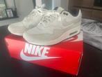 nike, Kleding | Dames, Schoenen, Ophalen of Verzenden, Zo goed als nieuw, Bruin, Sneakers of Gympen