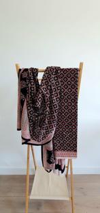 Nieuwe Indiase sjaal (dupatta) met bijpassende stof., Nieuw, Ophalen of Verzenden, 30 tot 120 cm, Katoen