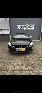 Volvo V40 1.6 D2 115PK 2014 Zwart, Auto's, Volvo, Te koop, Emergency brake assist, 30 km/l, Voorwielaandrijving