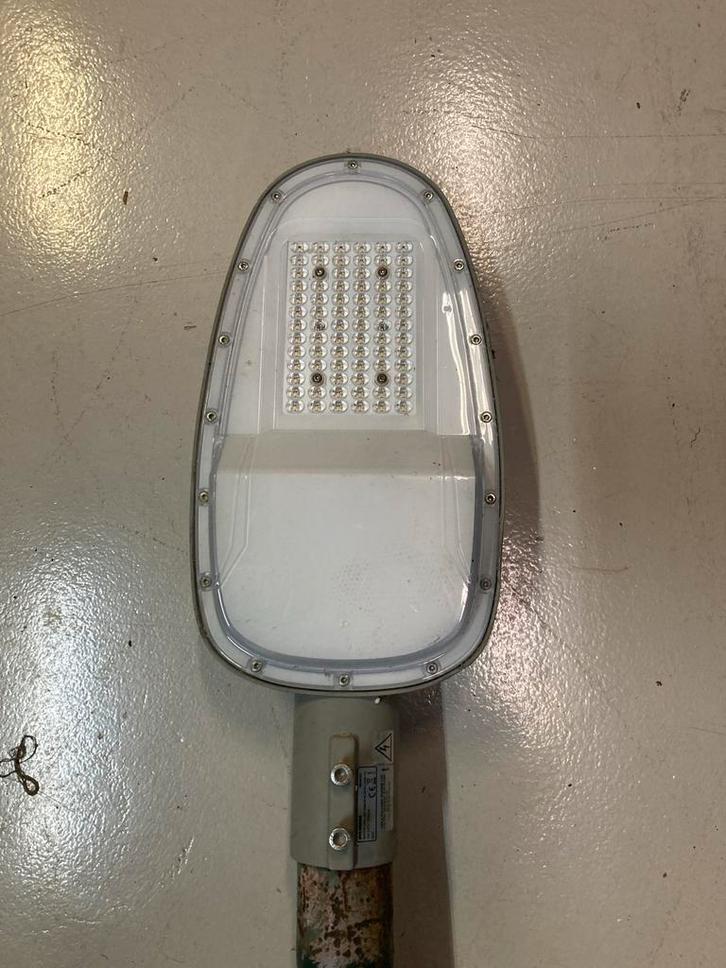 Sylvania Zephyr LED Straatverlichting 9600LM, Tuin en Terras, Buitenverlichting, Gebruikt, Wandlamp, Aluminium, 50 tot 250 watt