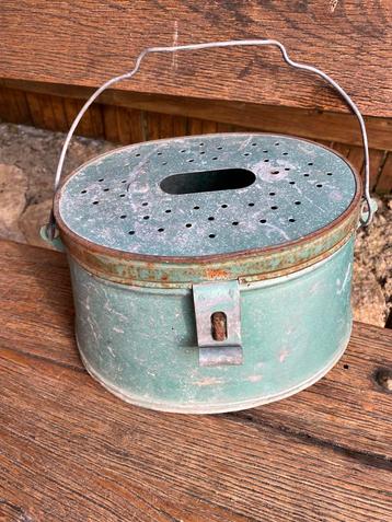Brocante, vintage zink aasemmer, visemmer “goujonierre” beschikbaar voor biedingen