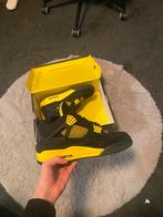 Yellow Thunder Jordan 4, Zwart, Ophalen of Verzenden, Sneakers of Gympen, Zo goed als nieuw