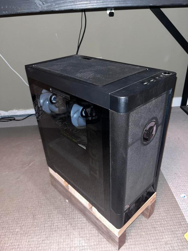 Zo Goed Als Nieuwe Gaming PC RTX 3060, Computers en Software, Desktop Pc's, Zo goed als nieuw, 4 Ghz of meer, SSD, 16 GB, Met videokaart