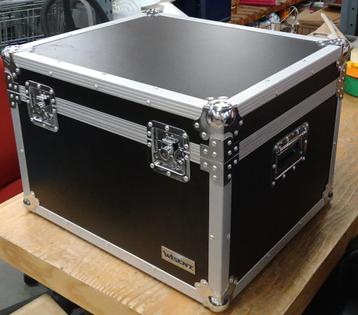 flight case 60x50x40 cm beschikbaar voor biedingen