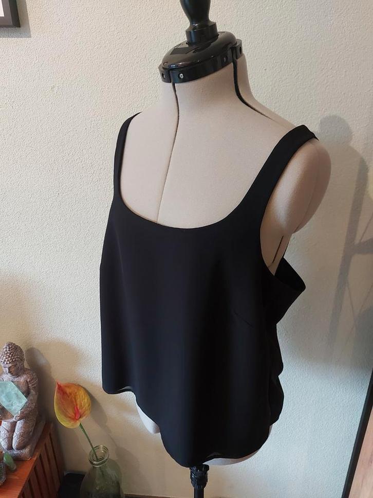 Vera Mont zwarte Top - Maat 44, Kleding | Dames, Tops, Zo goed als nieuw, Maat 42/44 (L), Zwart, Zonder mouw, Ophalen of Verzenden