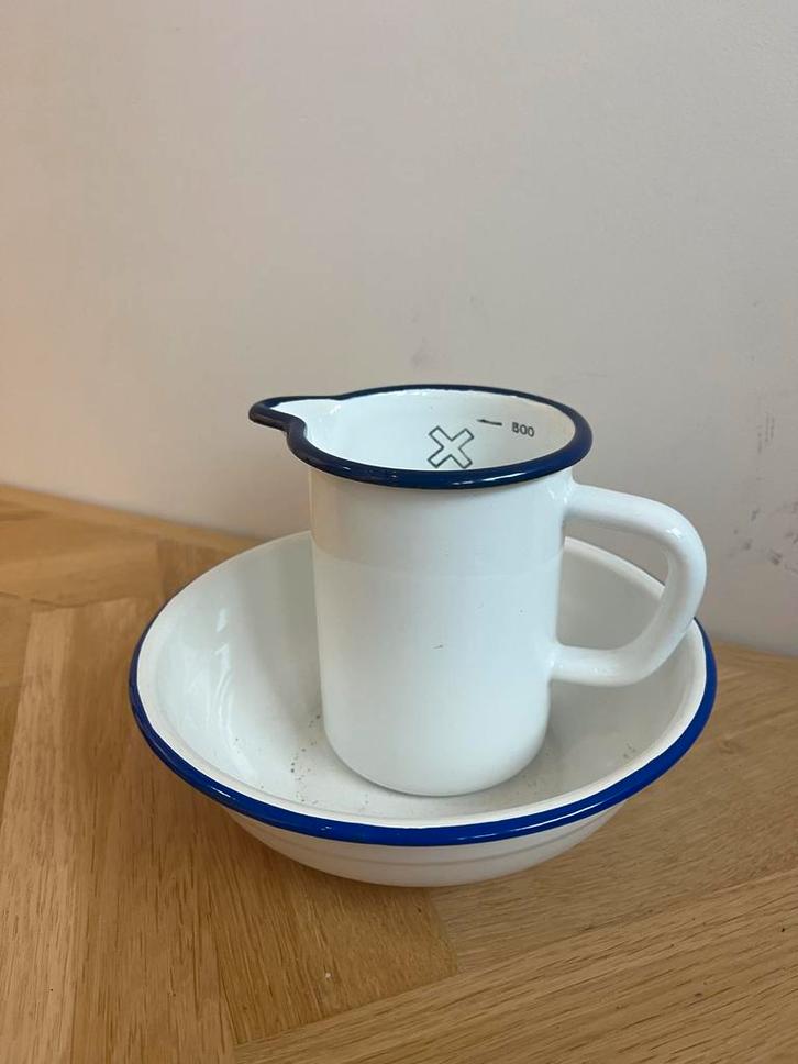 Emaille kan en waskom set, Antiek en Kunst, Antiek | Emaille, Ophalen of Verzenden