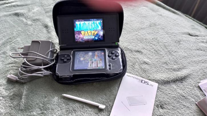 Nintendo DS Lite., Spelcomputers en Games, Spelcomputers | Nintendo 2DS en 3DS, Zo goed als nieuw, 3DS, Zwart, Ophalen of Verzenden