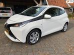 Toyota Aygo 1.0 VVT-i x, Voorwielaandrijving, Stof, Gebruikt, 4 stoelen