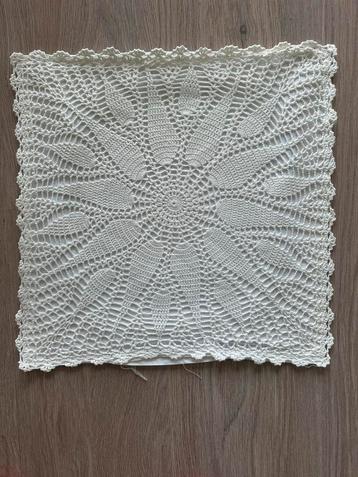 Kussenhoes Italiaans kant 38 x 38 cm beschikbaar voor biedingen