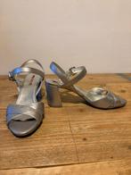 Zilveren Prada hakken, Pumps, Overige kleuren, Ophalen of Verzenden, Zo goed als nieuw