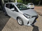 Toyota Yaris 1.0 VVT-i Aspiration | 1E EIGENAAR | 12MND GARA, Voorwielaandrijving, Stof, Euro 6, 730 kg