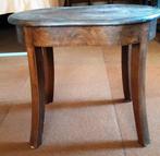 Bijzonder antiek bijzet tafeltje met een verstopt bidetje., Ophalen