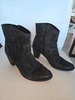 Tamarinde zwarte laarsjes, mt 40, Tamaris, Zwart, Lage of Enkellaarzen, Ophalen of Verzenden