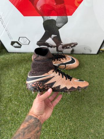 Nike Hypervenom voetbalschoenen beschikbaar voor biedingen